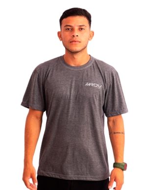 Camiseta masculina manga curta RDV Urban BASIC logo á esquerda pequeno
